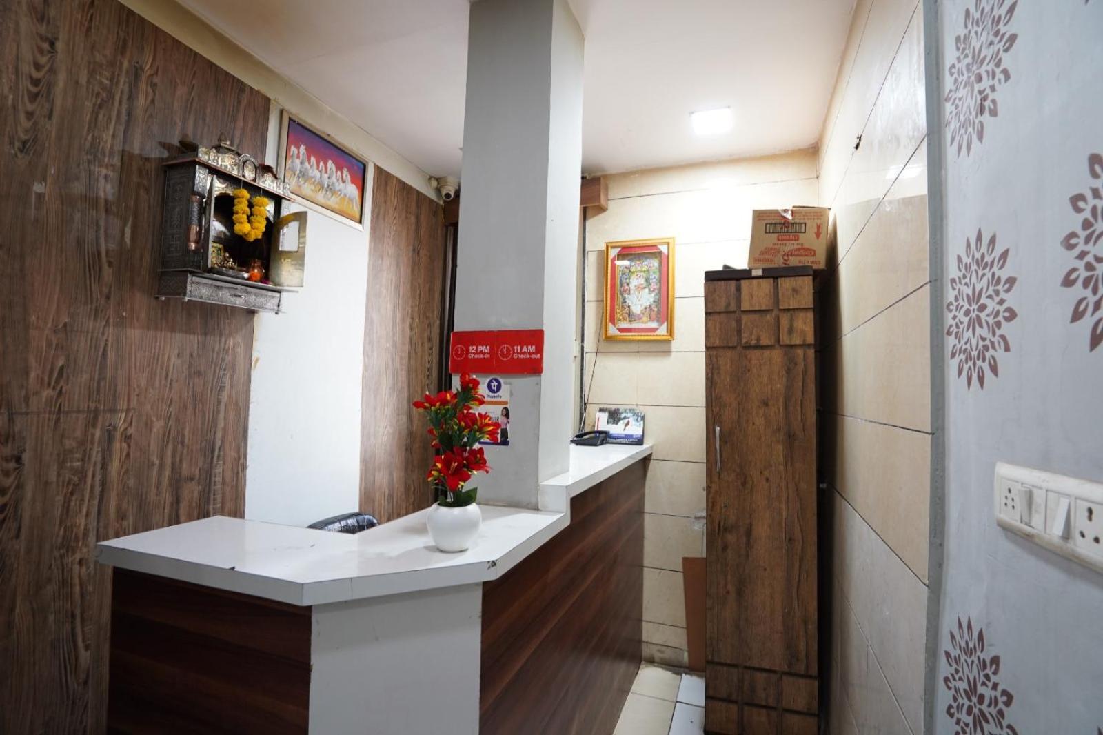 Hotel Sai Inn, Ahmedabad Airport Exteriér fotografie